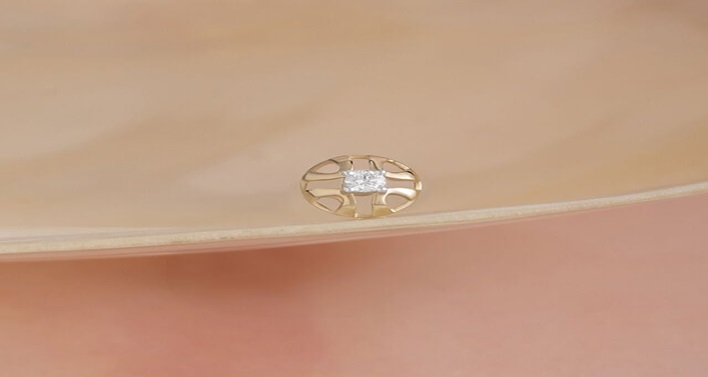 Gifts for Mother-in-law: Nose Pin in Gold for her Golden Soul